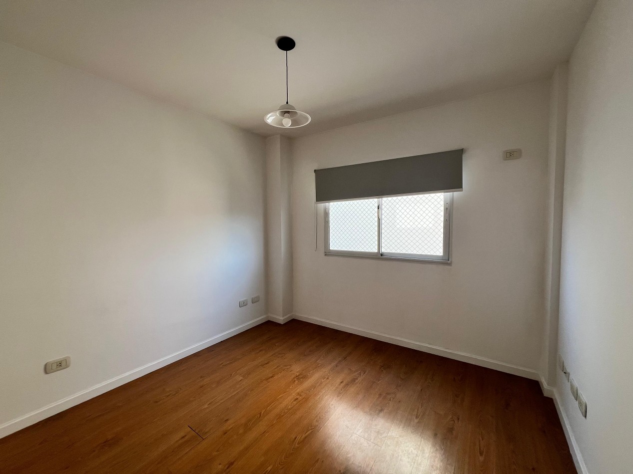 Hermoso 2 Ambientes con Balcon en Alquiler