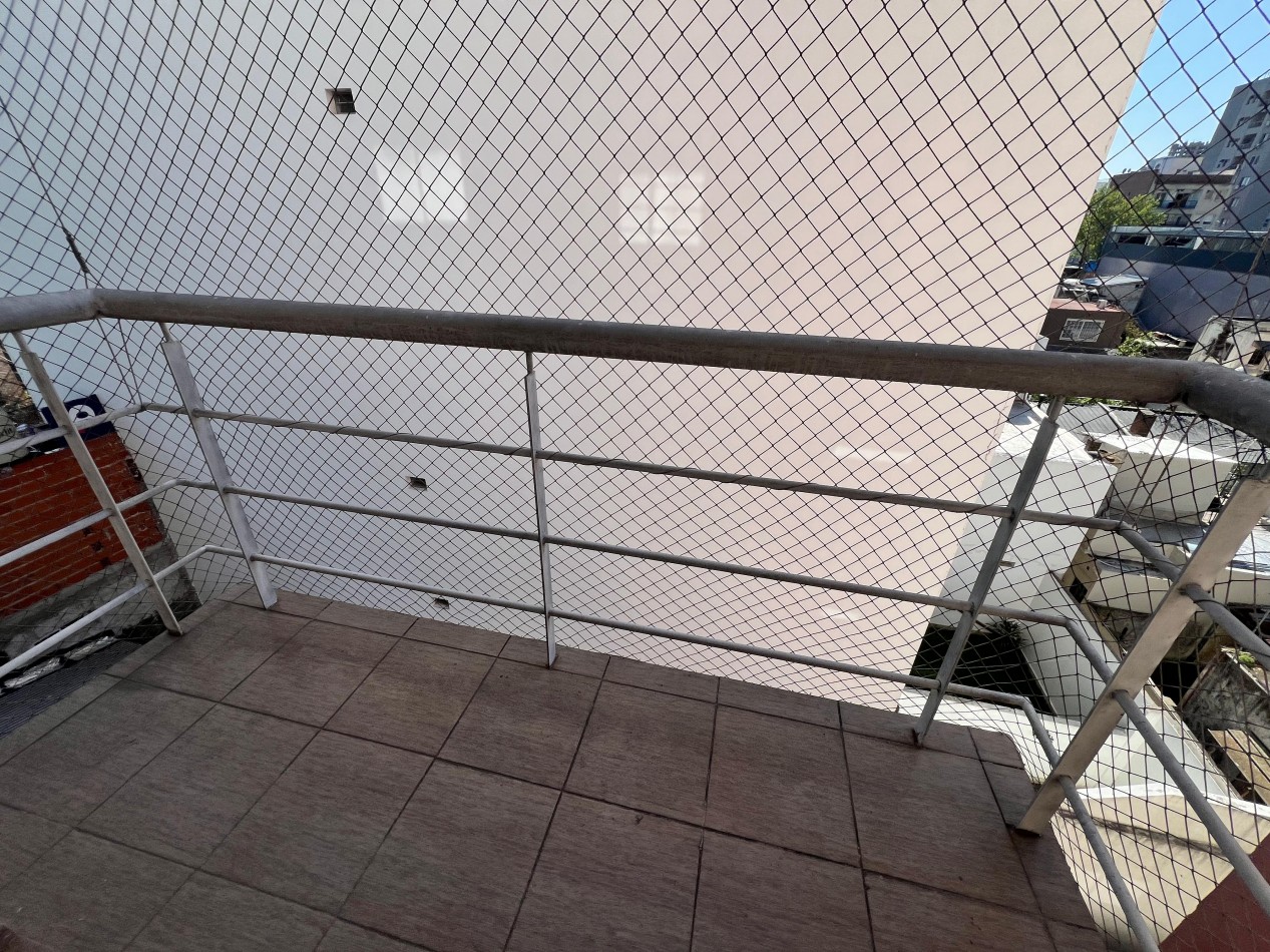 Hermoso 2 Ambientes con Balcon en Alquiler